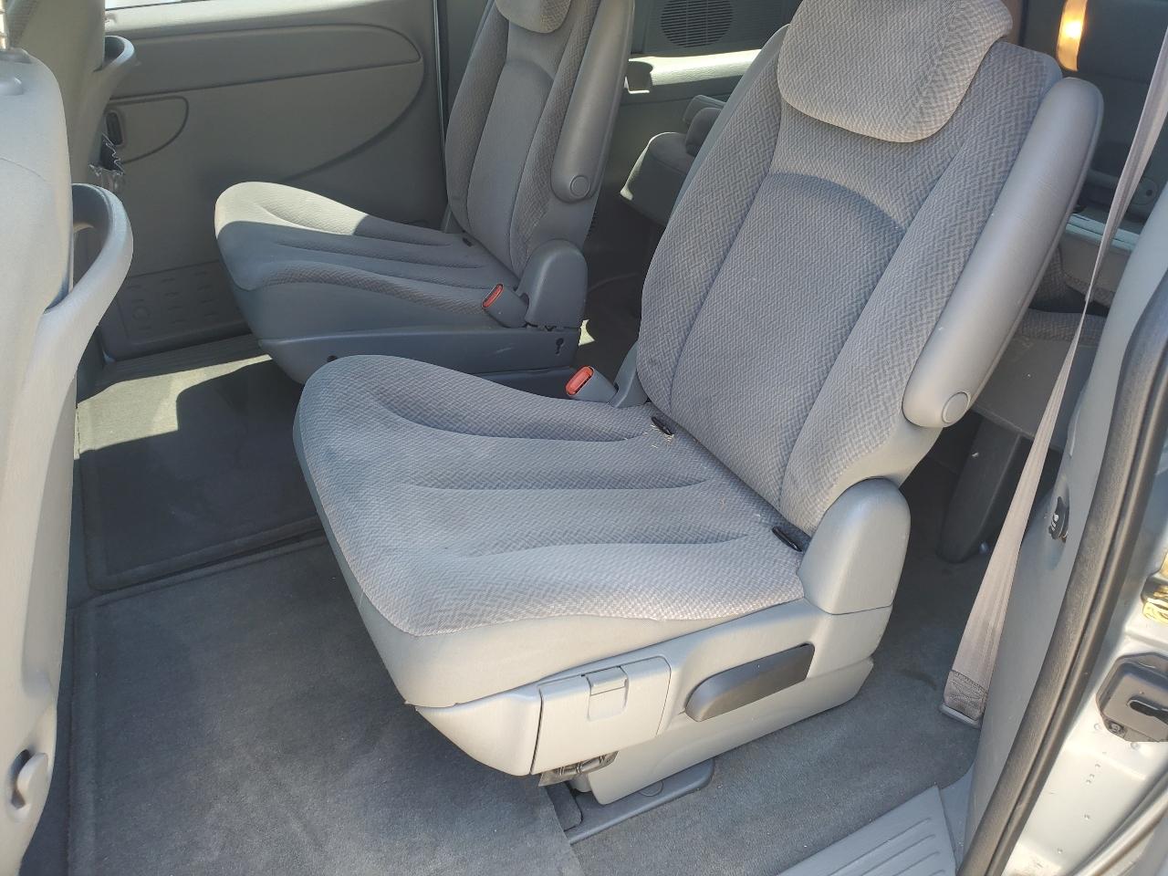 Chrysler Town & Country Touring 2005
