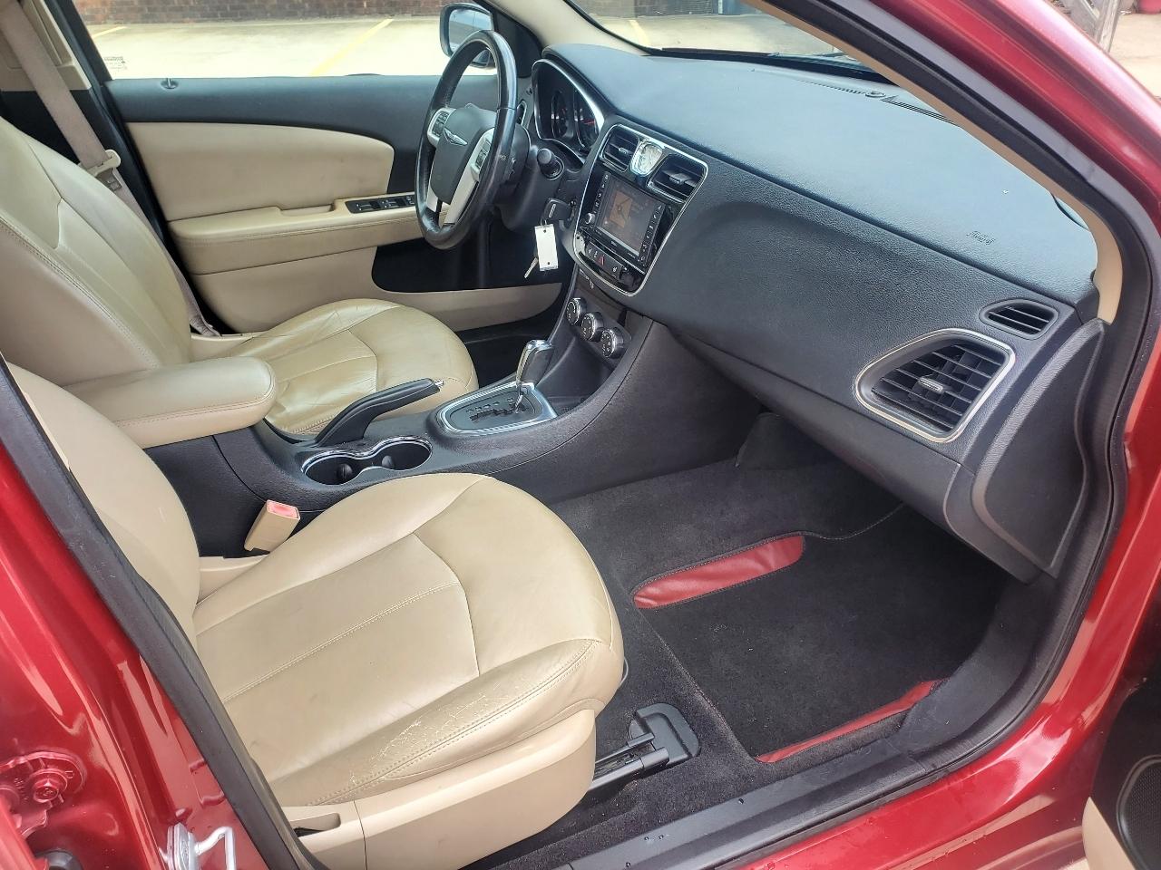 Chrysler 200 Limited 2012