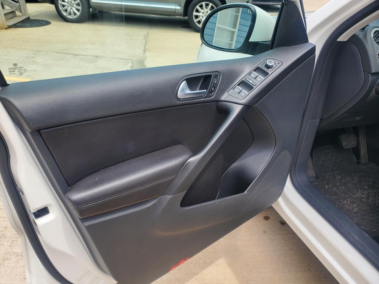 Volkswagen Tiguan SE 4Motion 2013