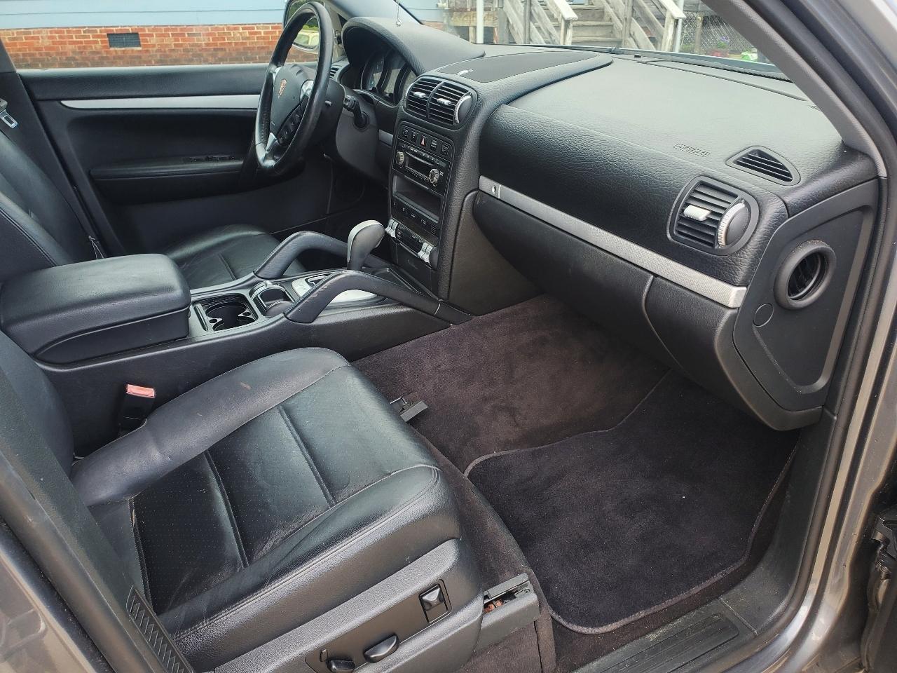 Porsche Cayenne AWD 2006
