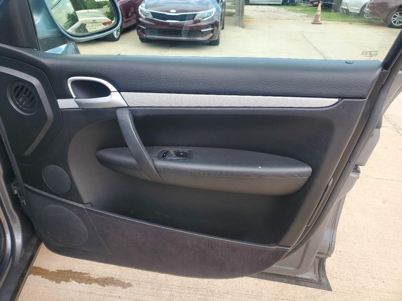 Porsche Cayenne AWD 2006