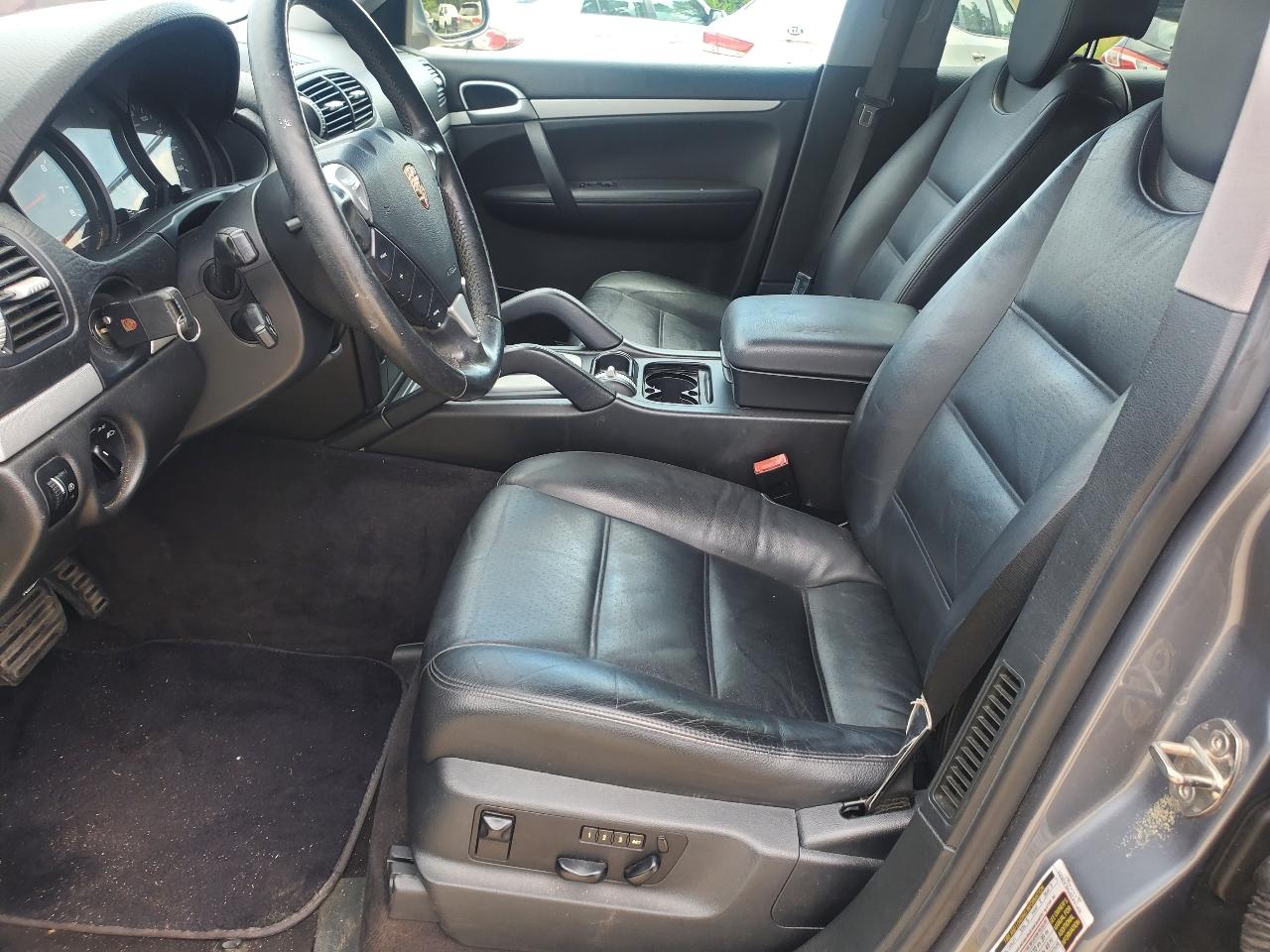 Porsche Cayenne AWD 2006