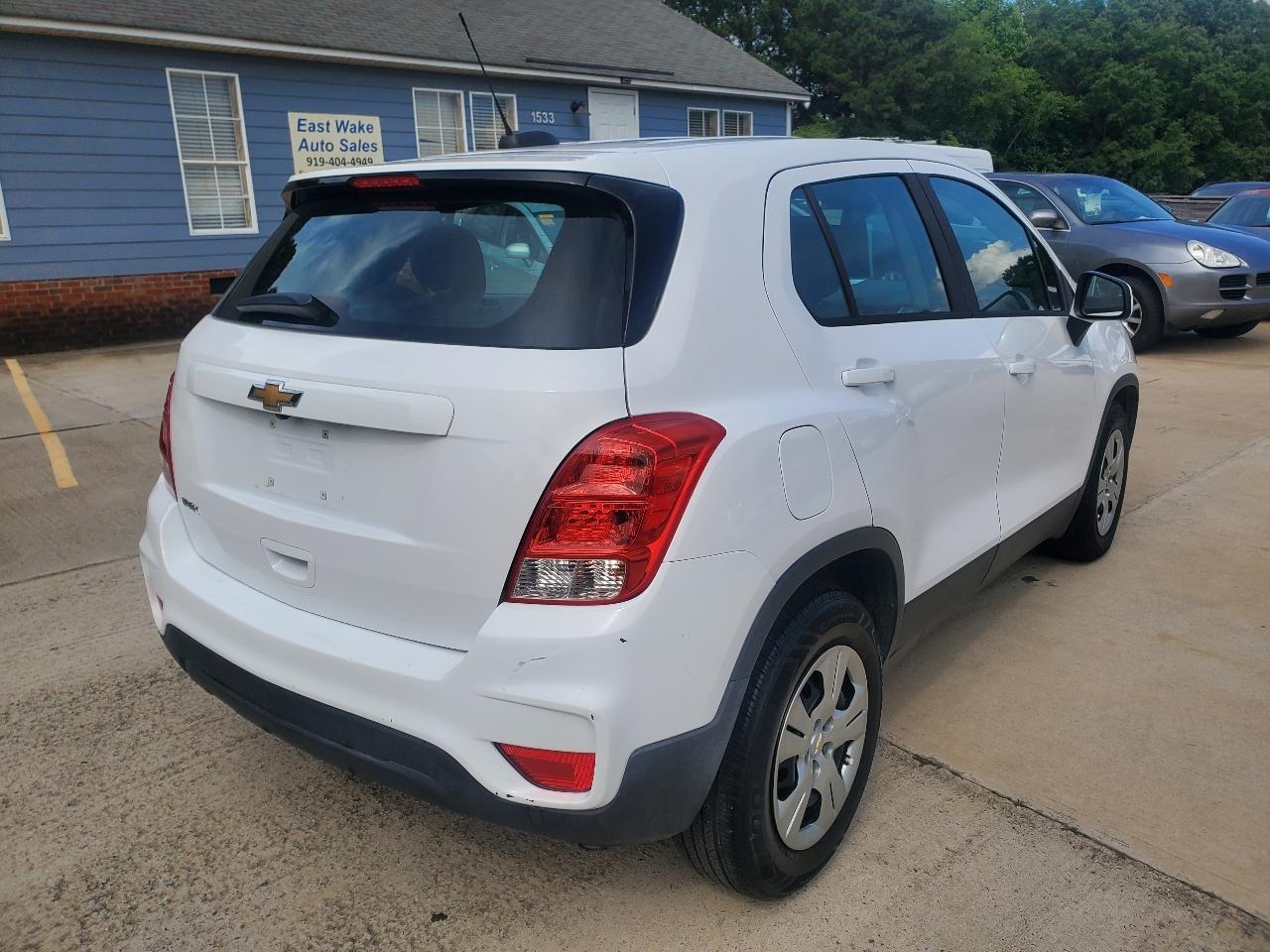 Chevrolet Trax LS FWD 2018