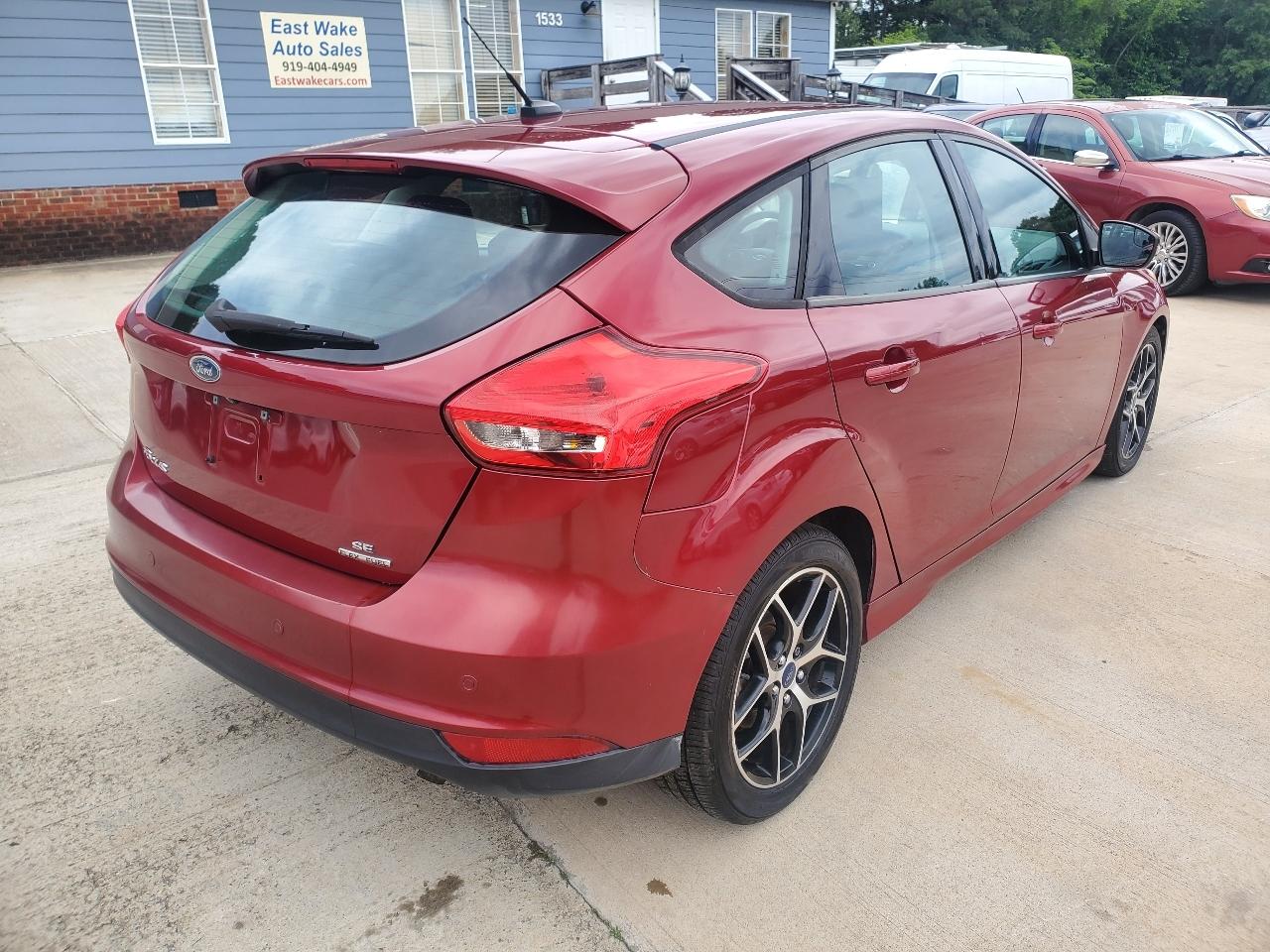 Ford Focus SE Hatch 2016