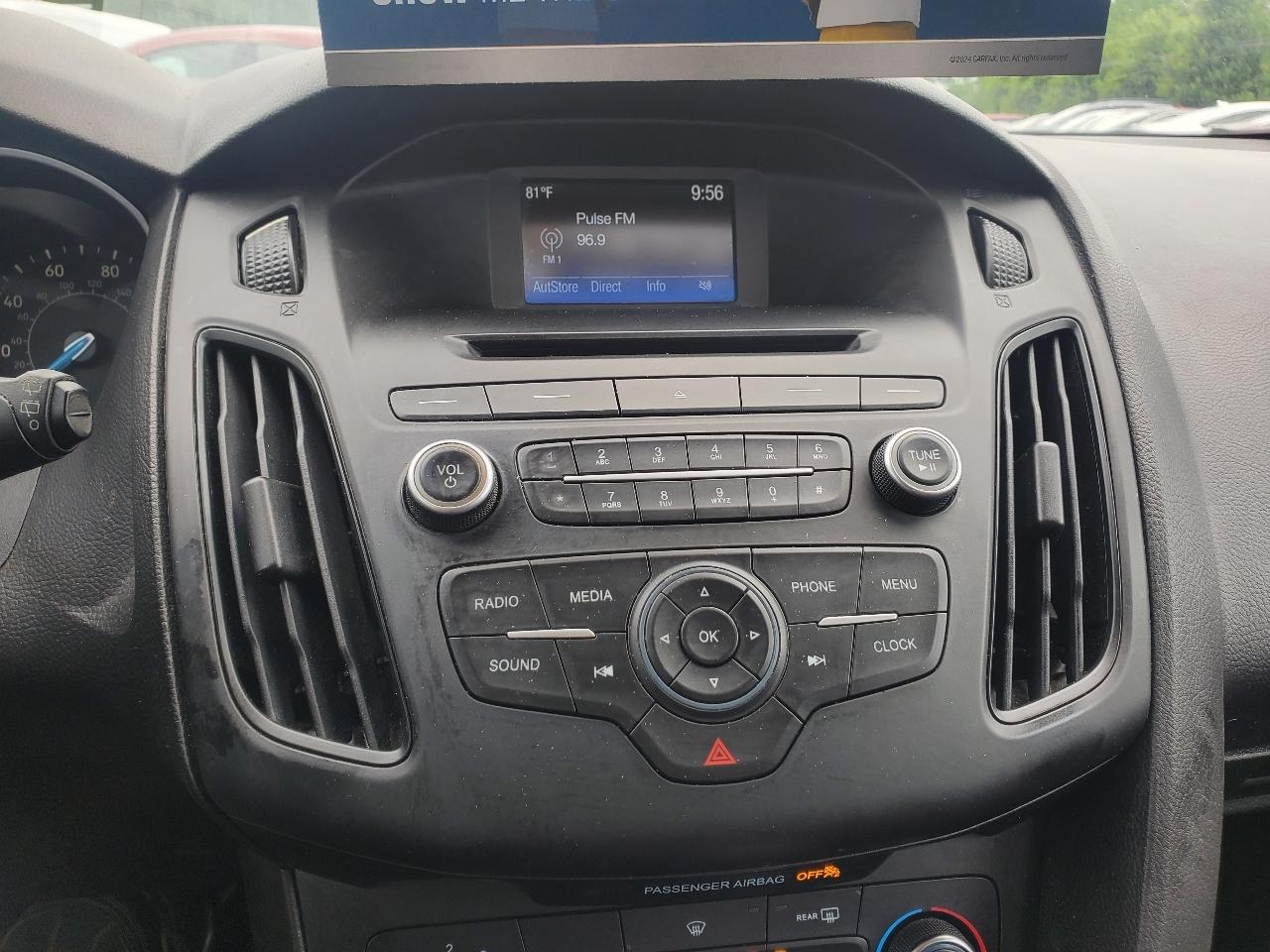 Ford Focus SE Hatch 2016