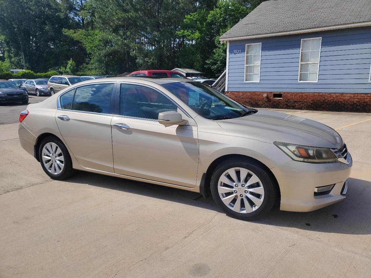 Honda Accord EX Sedan AT 2013