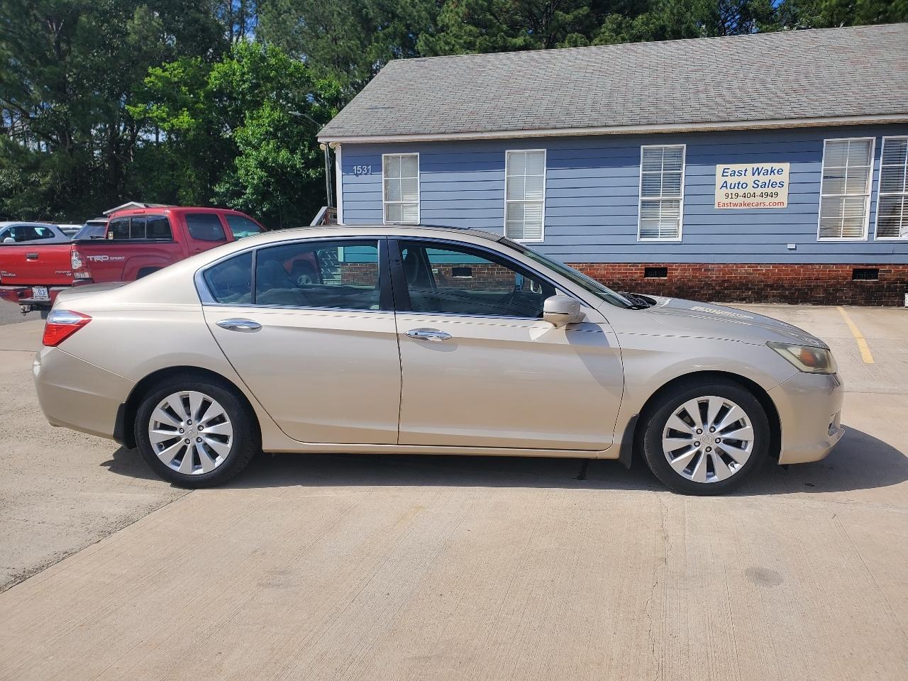 Honda Accord EX Sedan AT 2013