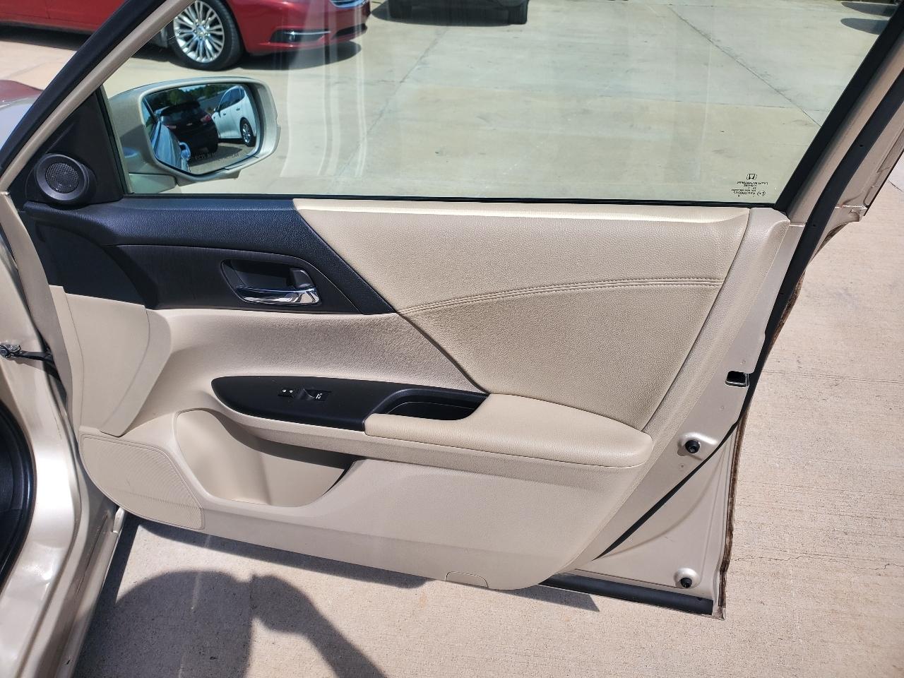 Honda Accord EX Sedan AT 2013