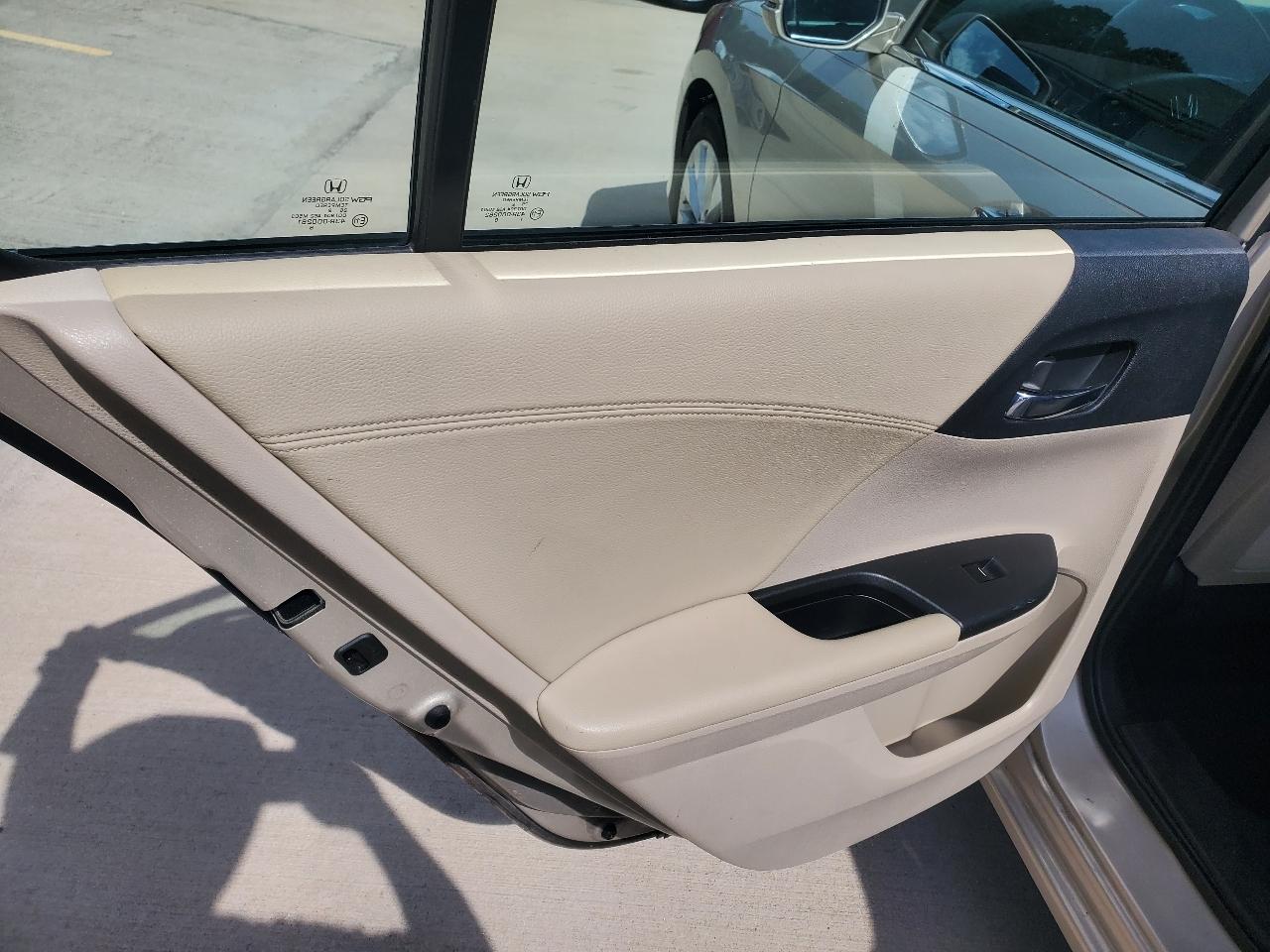 Honda Accord EX Sedan AT 2013