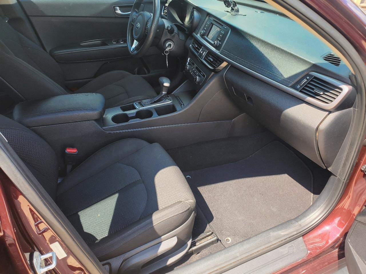 Kia Optima LX 2017