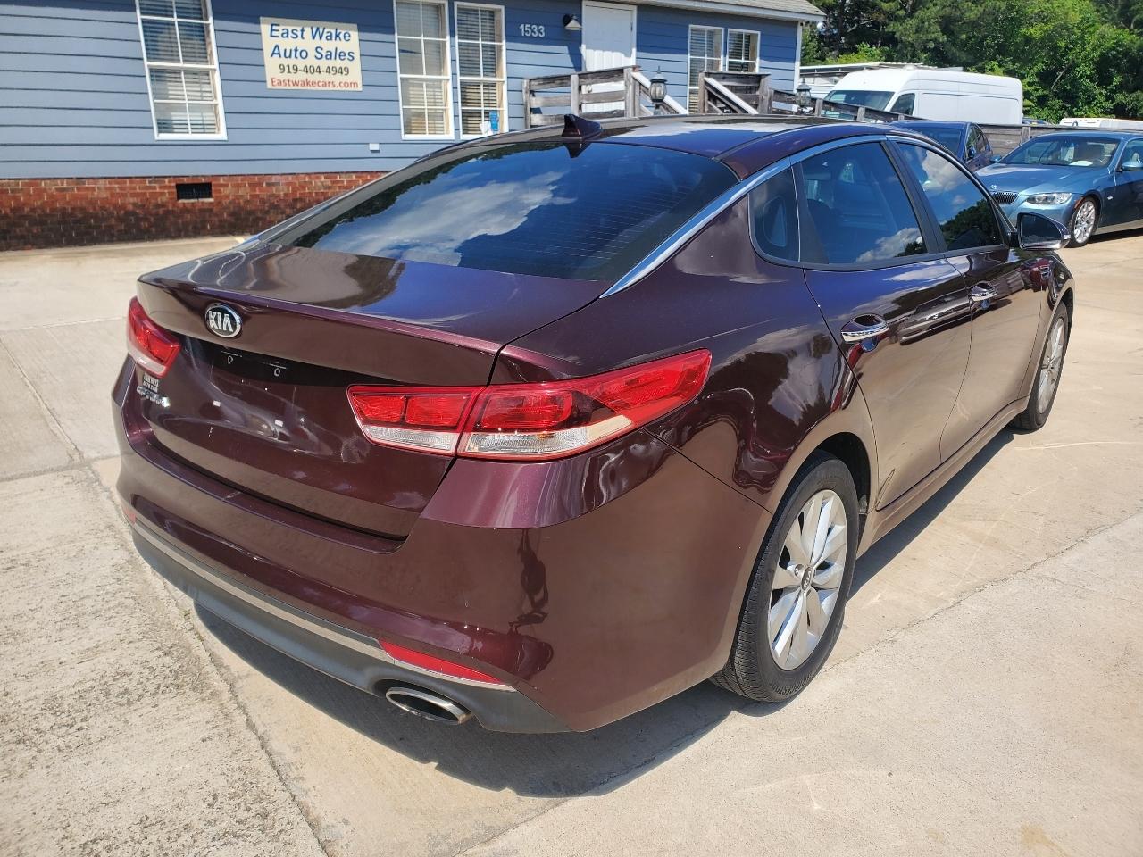 Kia Optima LX 2017