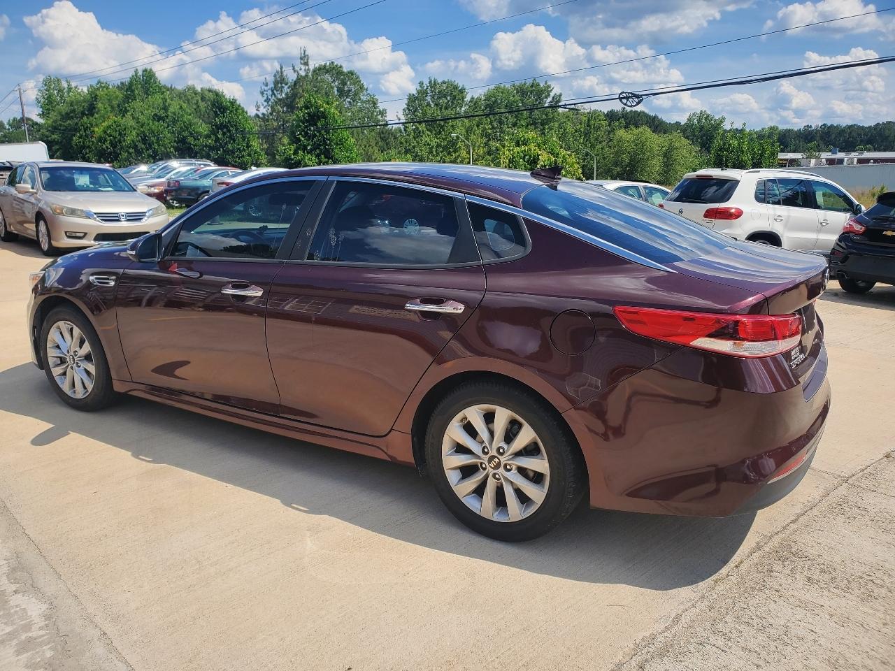 Kia Optima LX 2017