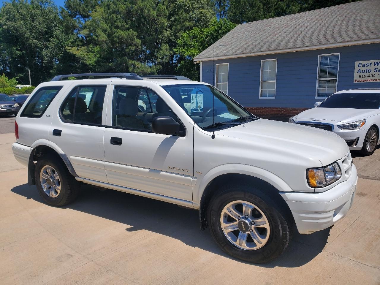 Isuzu Rodeo S V6 2WD 2000