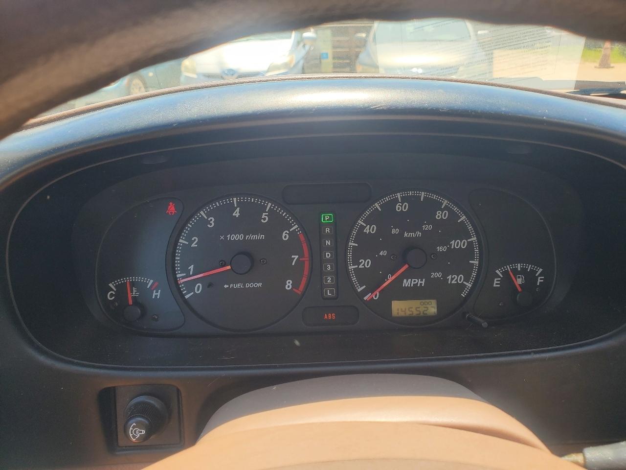 Isuzu Rodeo S V6 2WD 2000