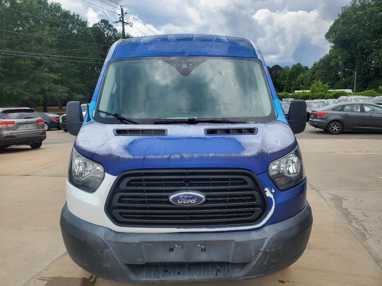 Ford Transit 150 Van Med. Roof w/Sliding Pass. 148-in. WB 2018