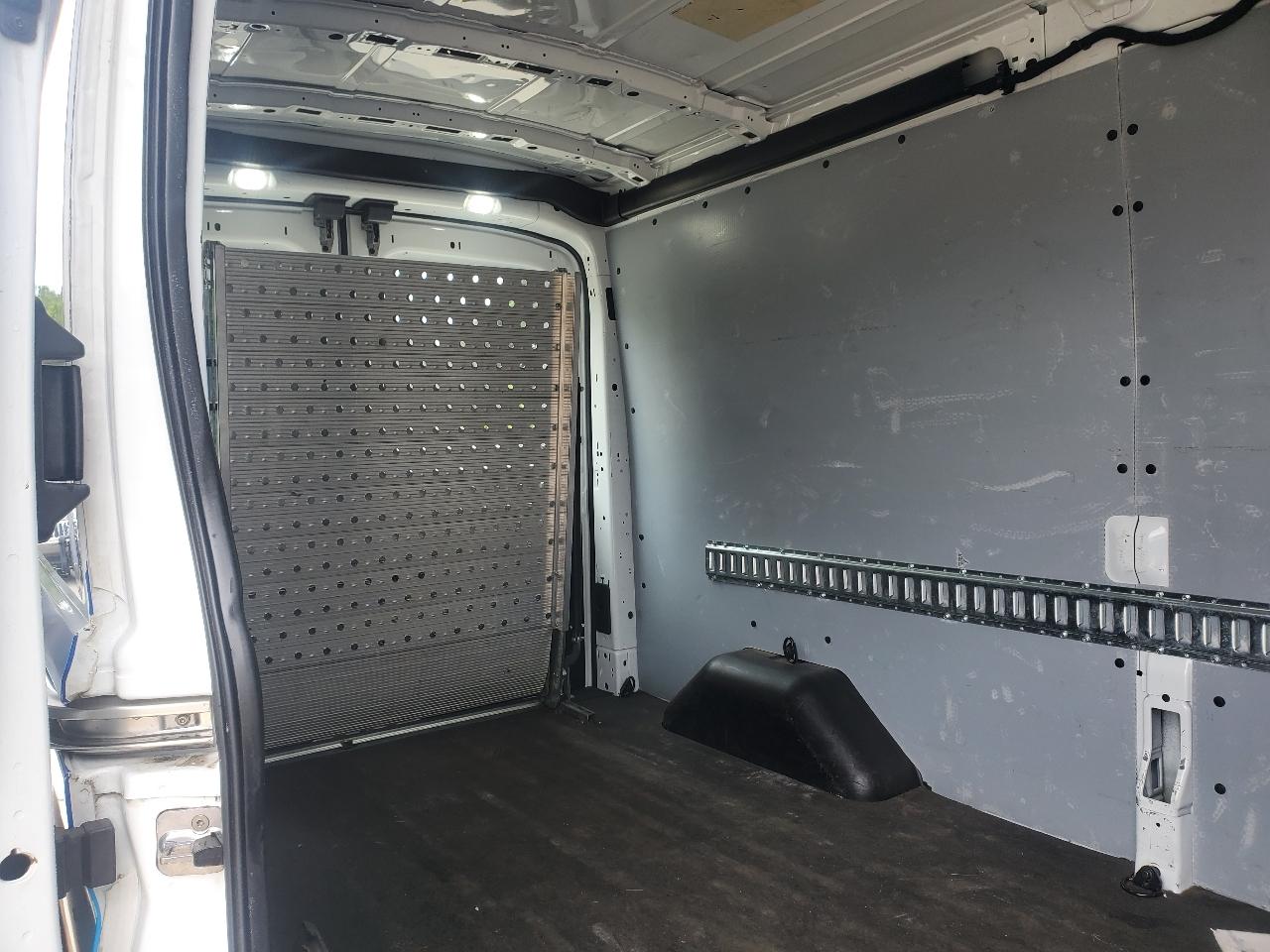 Ford Transit 150 Van Med. Roof w/Sliding Pass. 148-in. WB 2018