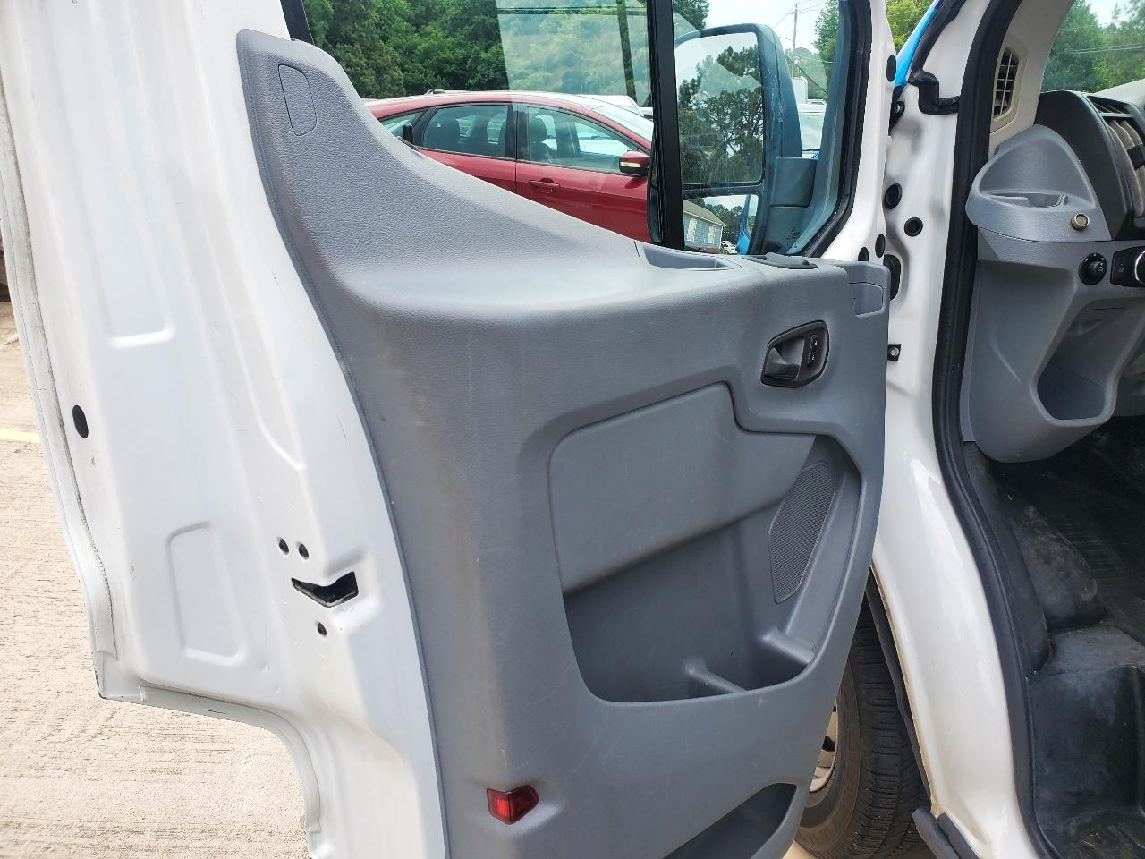 Ford Transit 150 Van Med. Roof w/Sliding Pass. 148-in. WB 2018