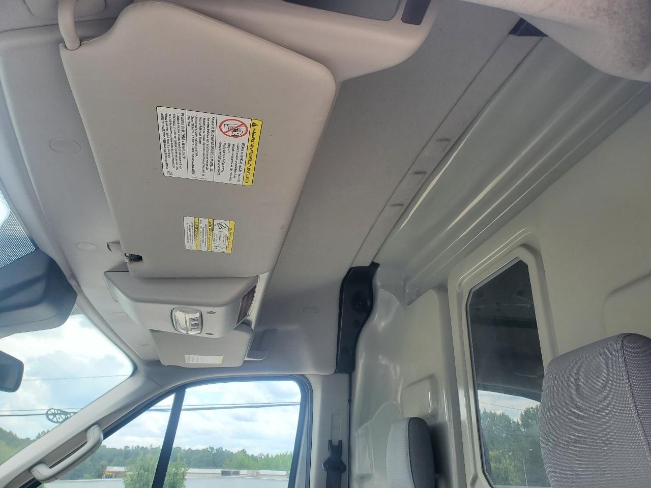 Ford Transit 150 Van Med. Roof w/Sliding Pass. 148-in. WB 2018