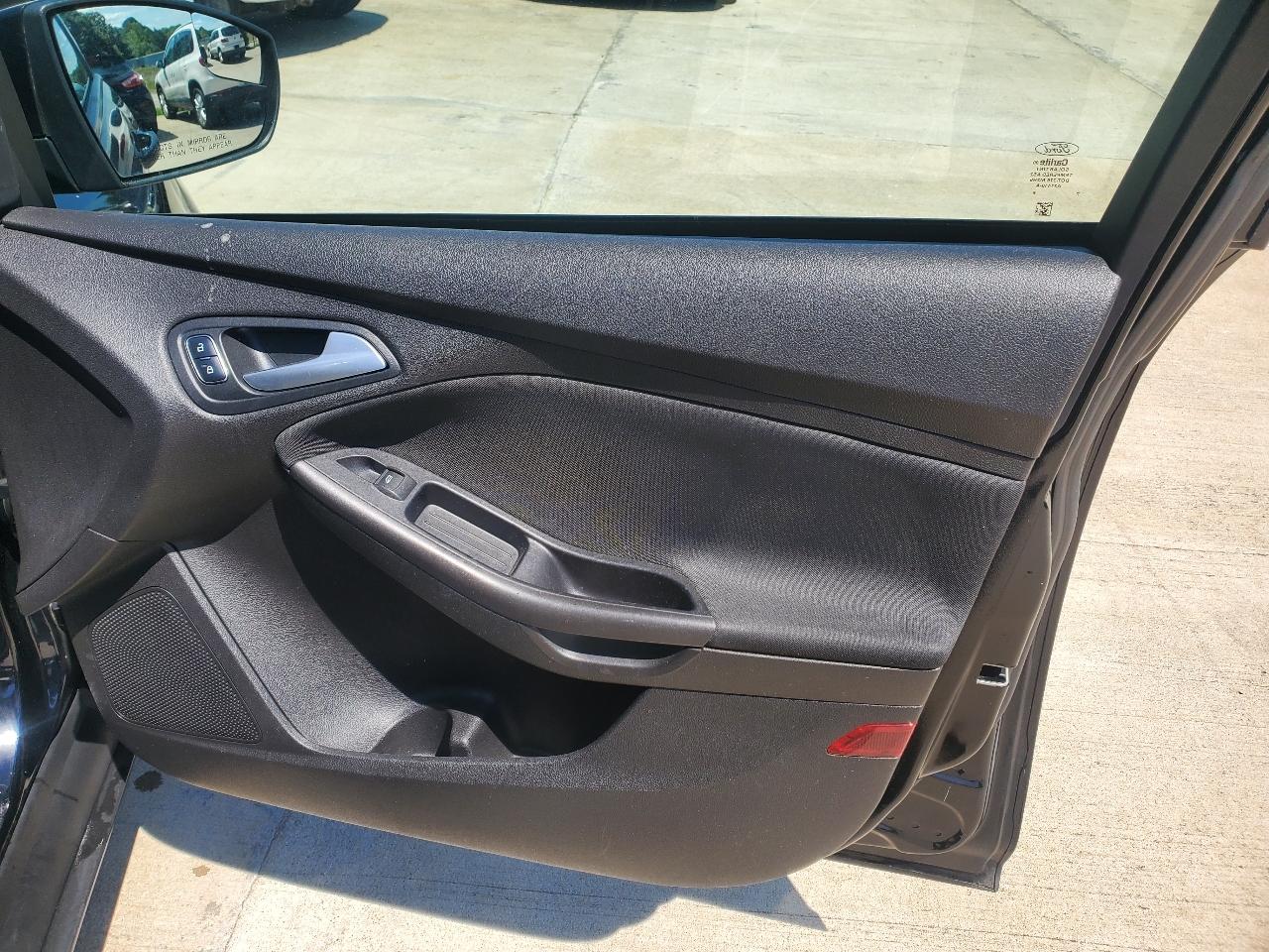 Ford Focus SEL 2017