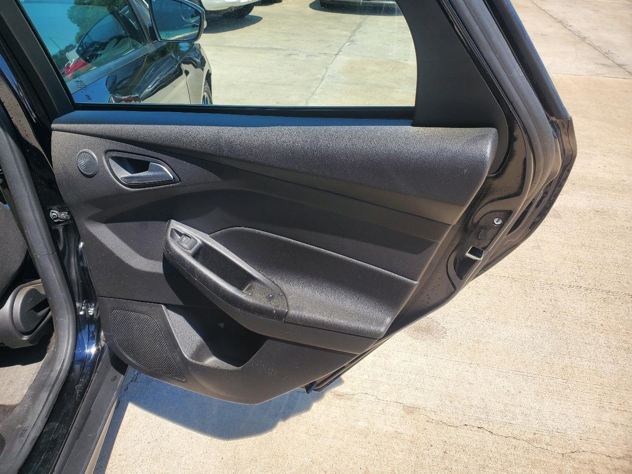 Ford Focus SEL 2017