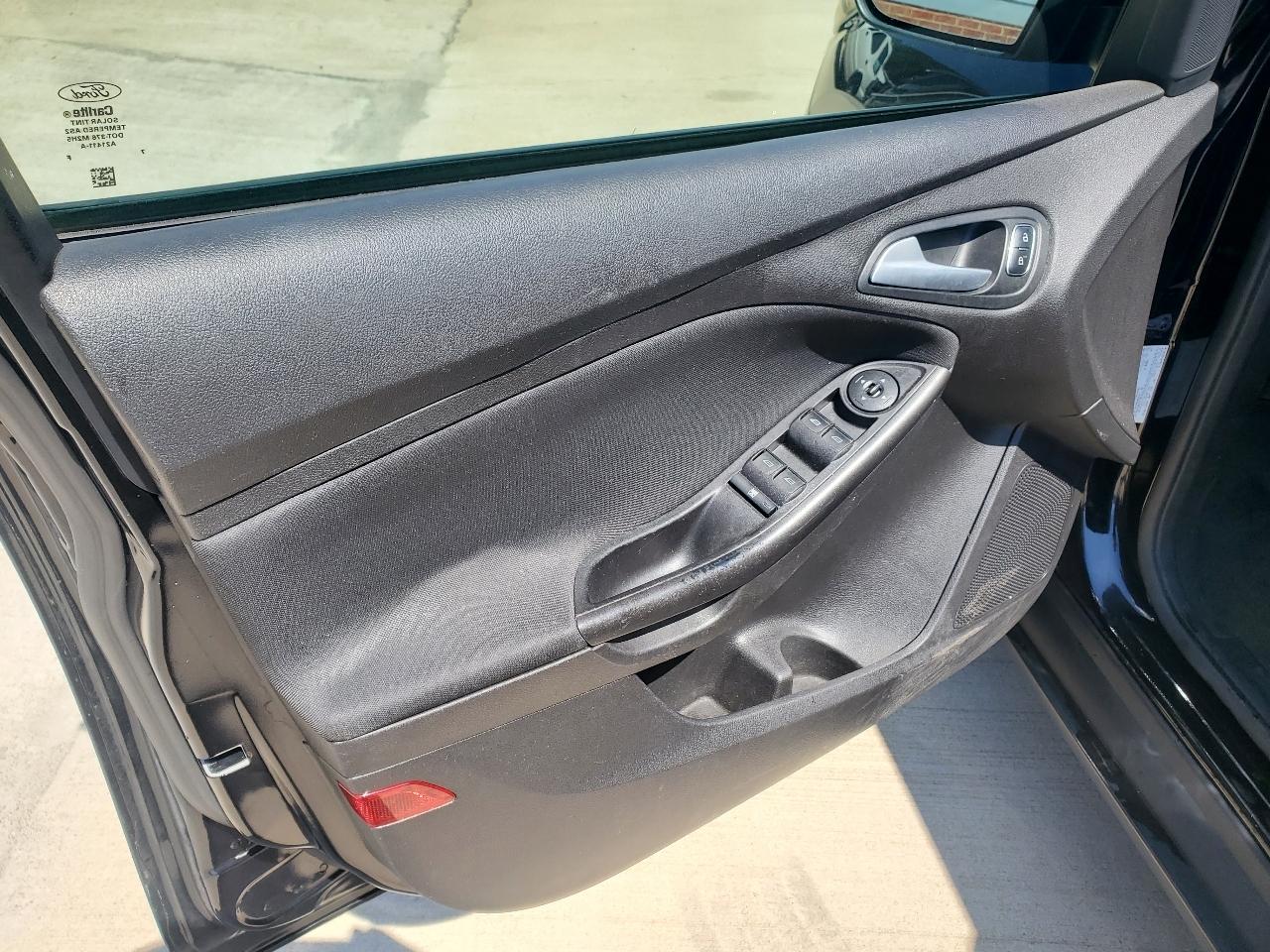 Ford Focus SEL 2017
