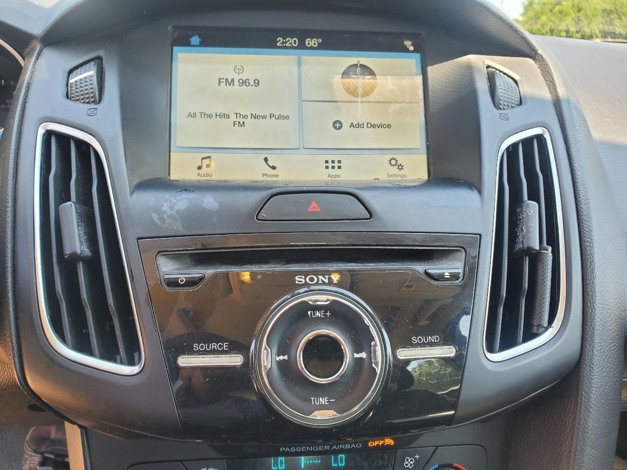 Ford Focus SEL 2017