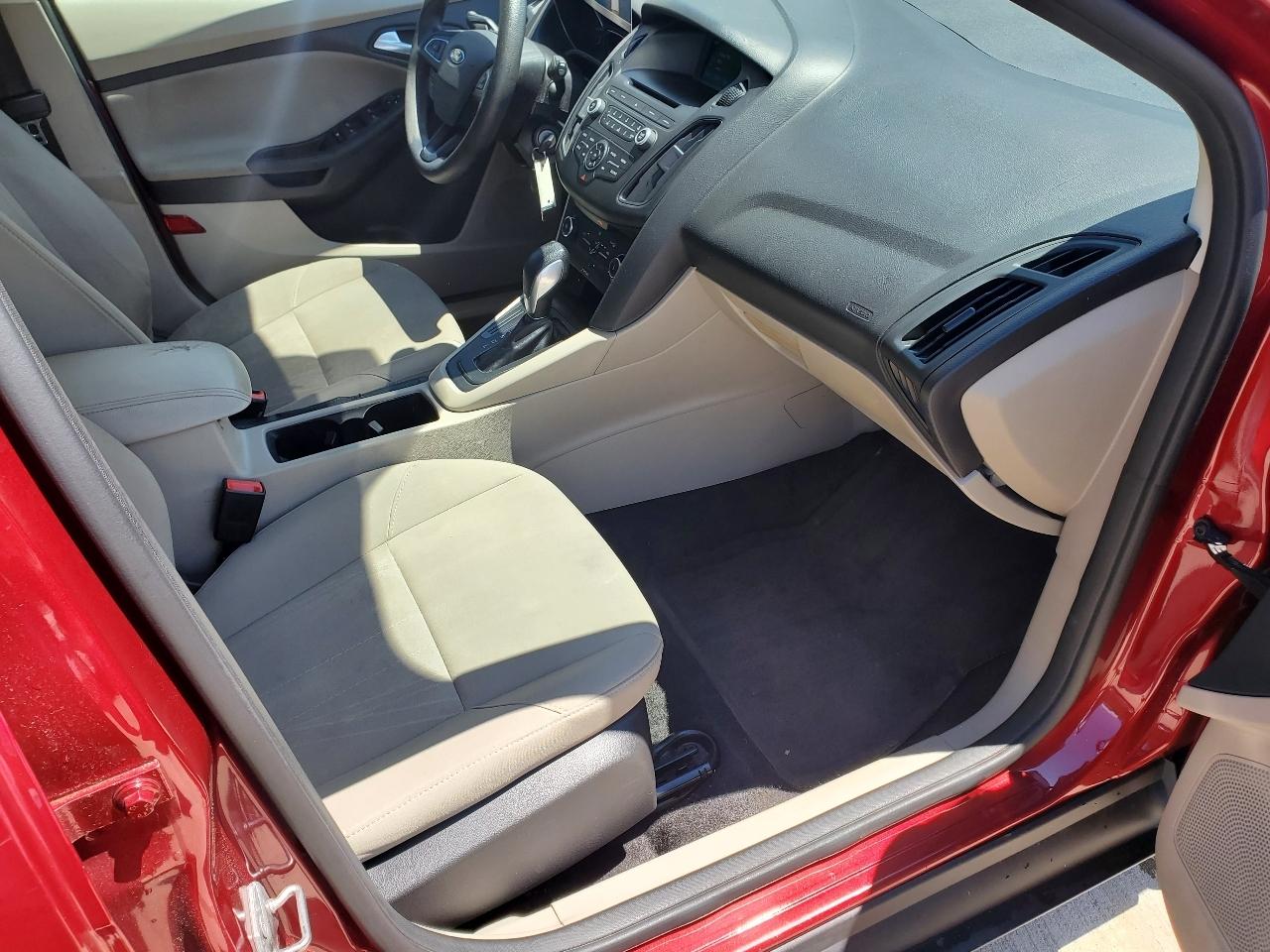 Ford Focus SE 2017