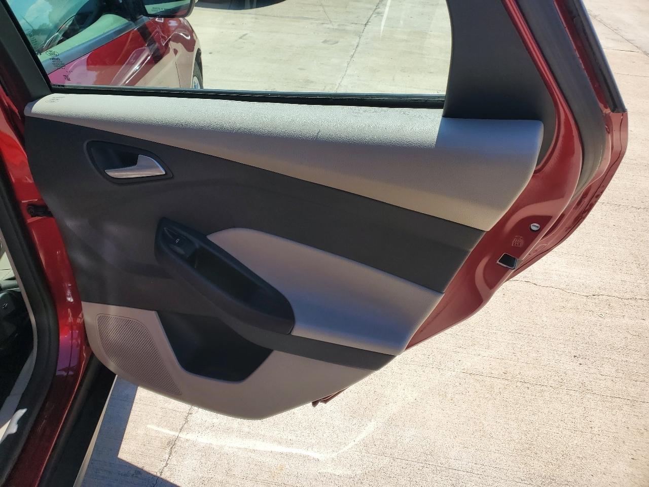 Ford Focus SE 2017
