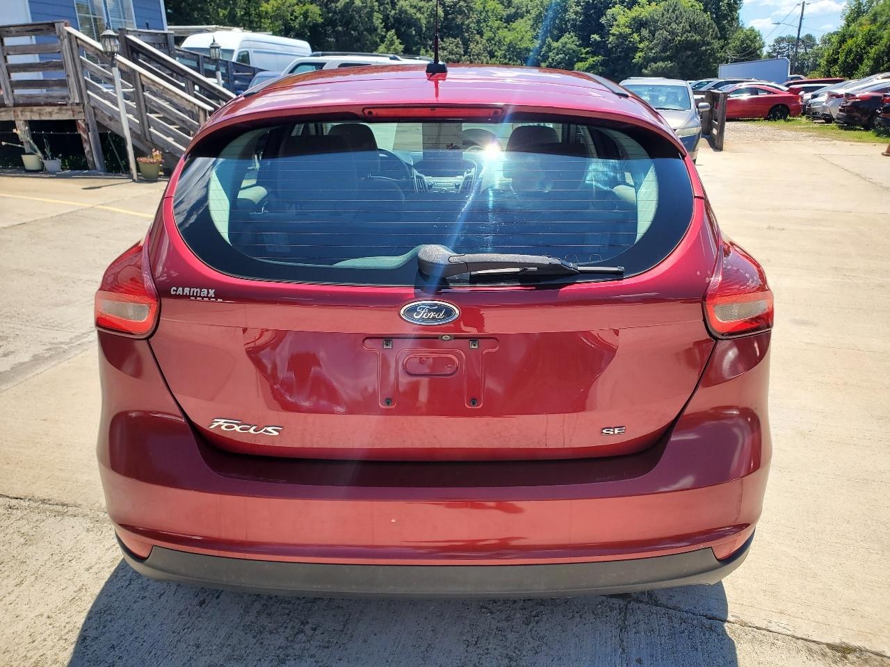 Ford Focus SE 2017
