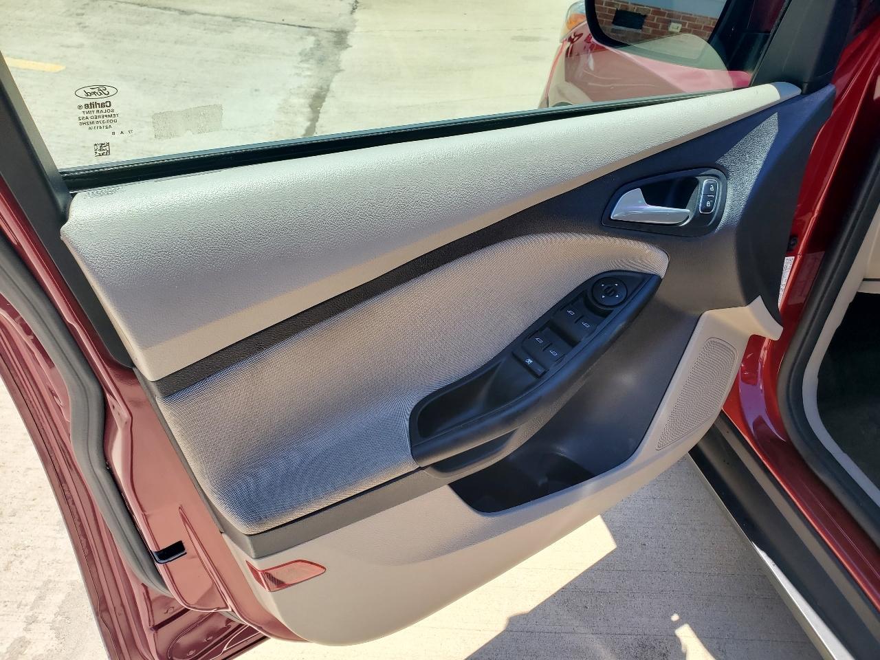 Ford Focus SE 2017
