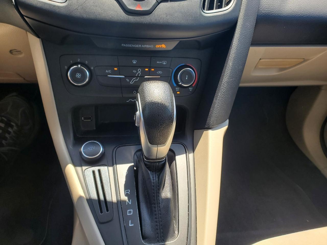 Ford Focus SE 2017