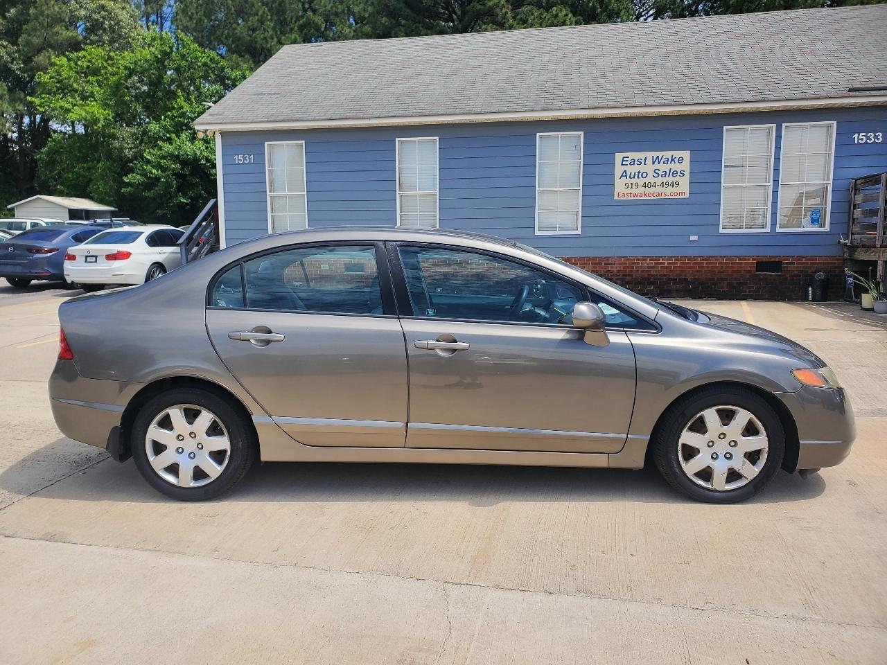 Honda Civic LX sedan 2008