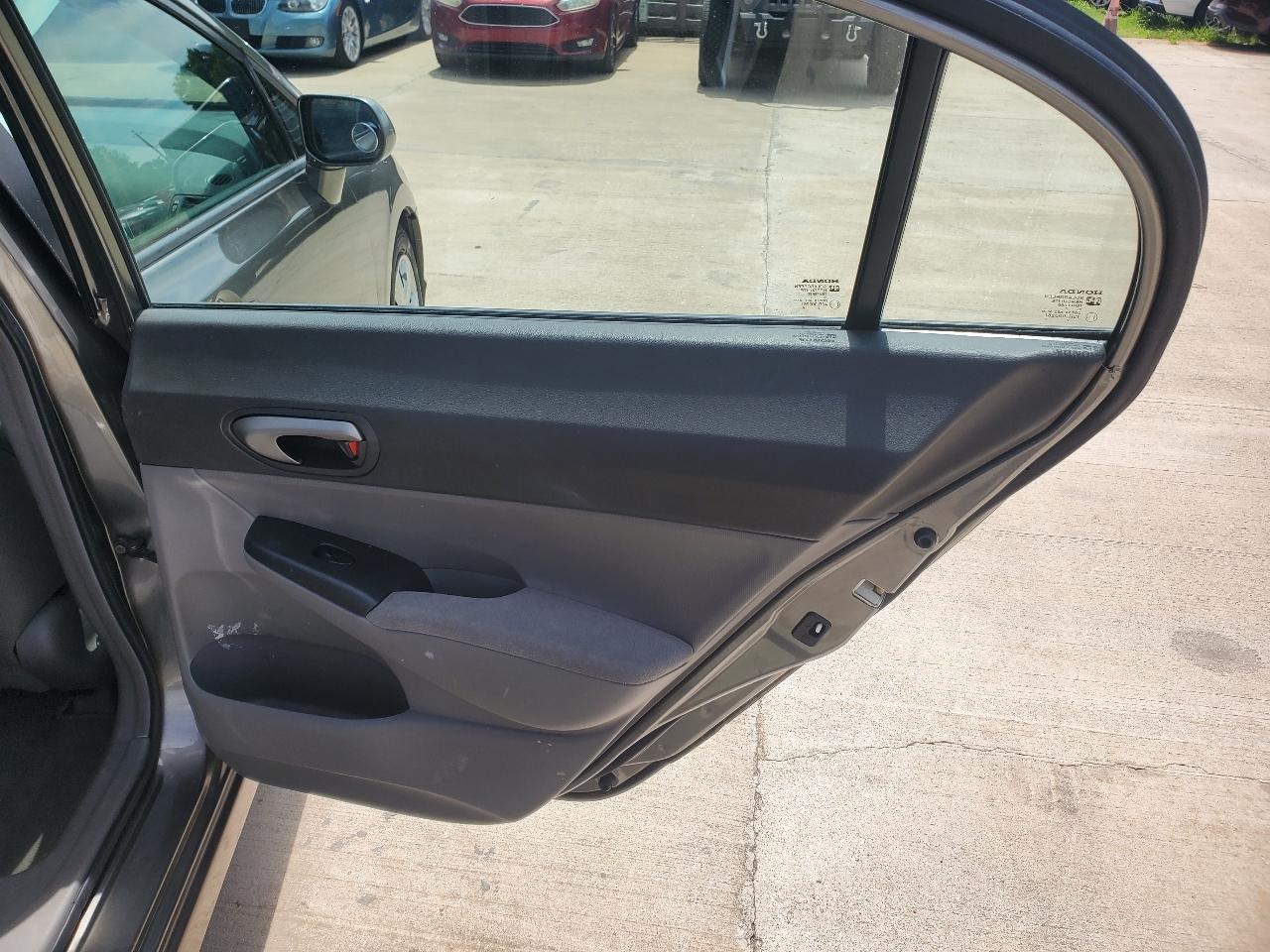 Honda Civic LX sedan 2008