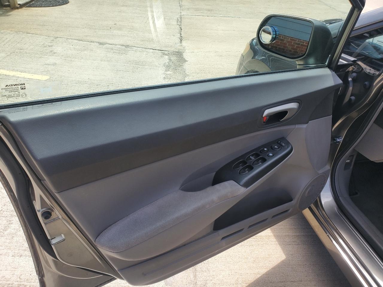 Honda Civic LX sedan 2008