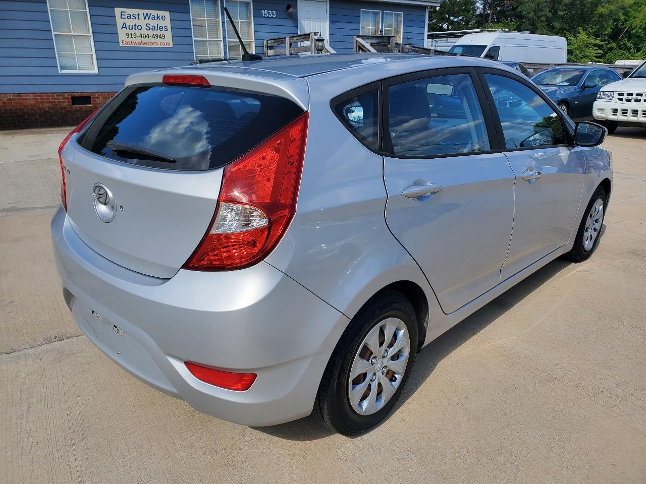 Hyundai Accent SE 2016