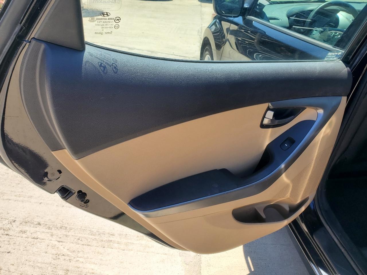 Hyundai Elantra Limited 2013