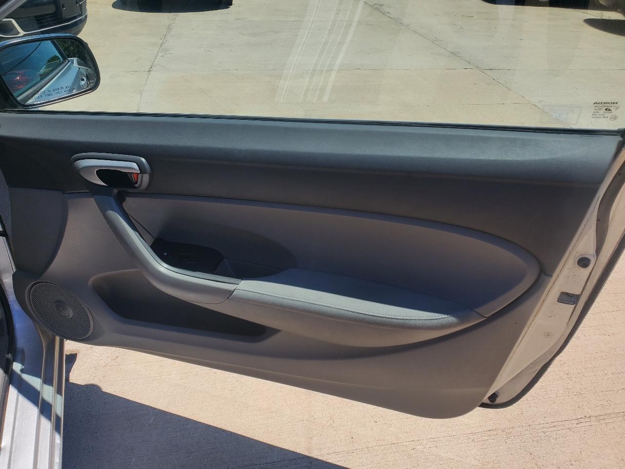 Honda Civic LX coupe 2006