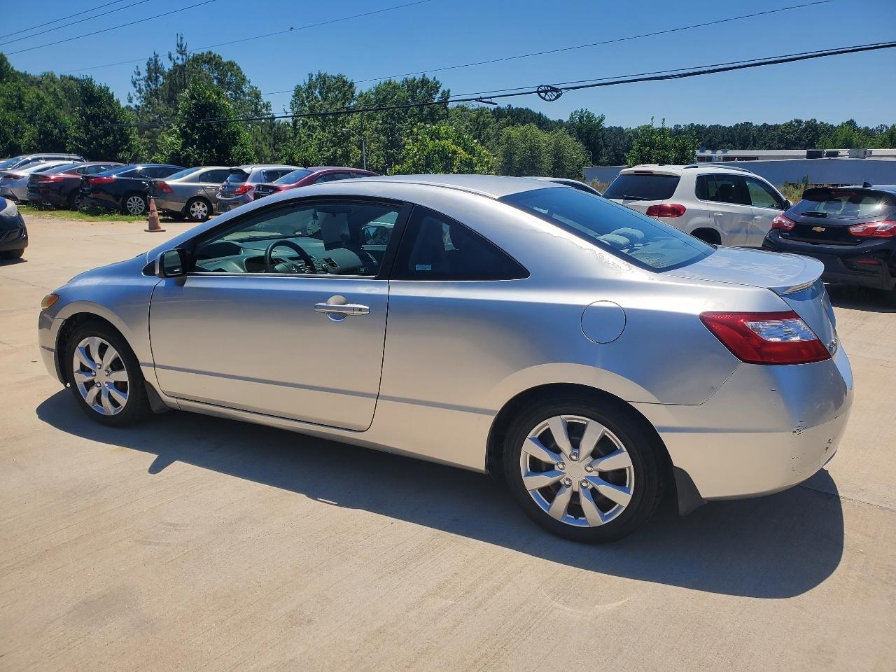 Honda Civic LX coupe 2006