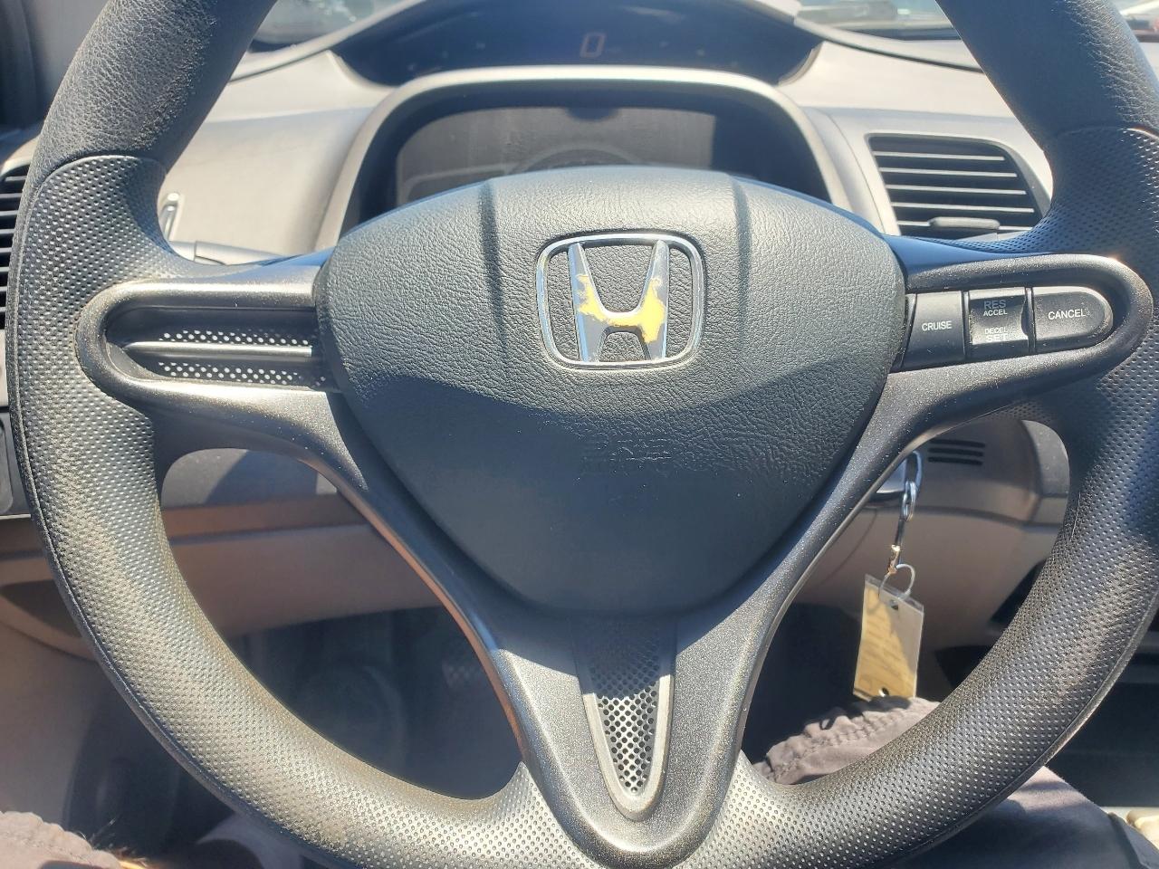 Honda Civic LX coupe 2006
