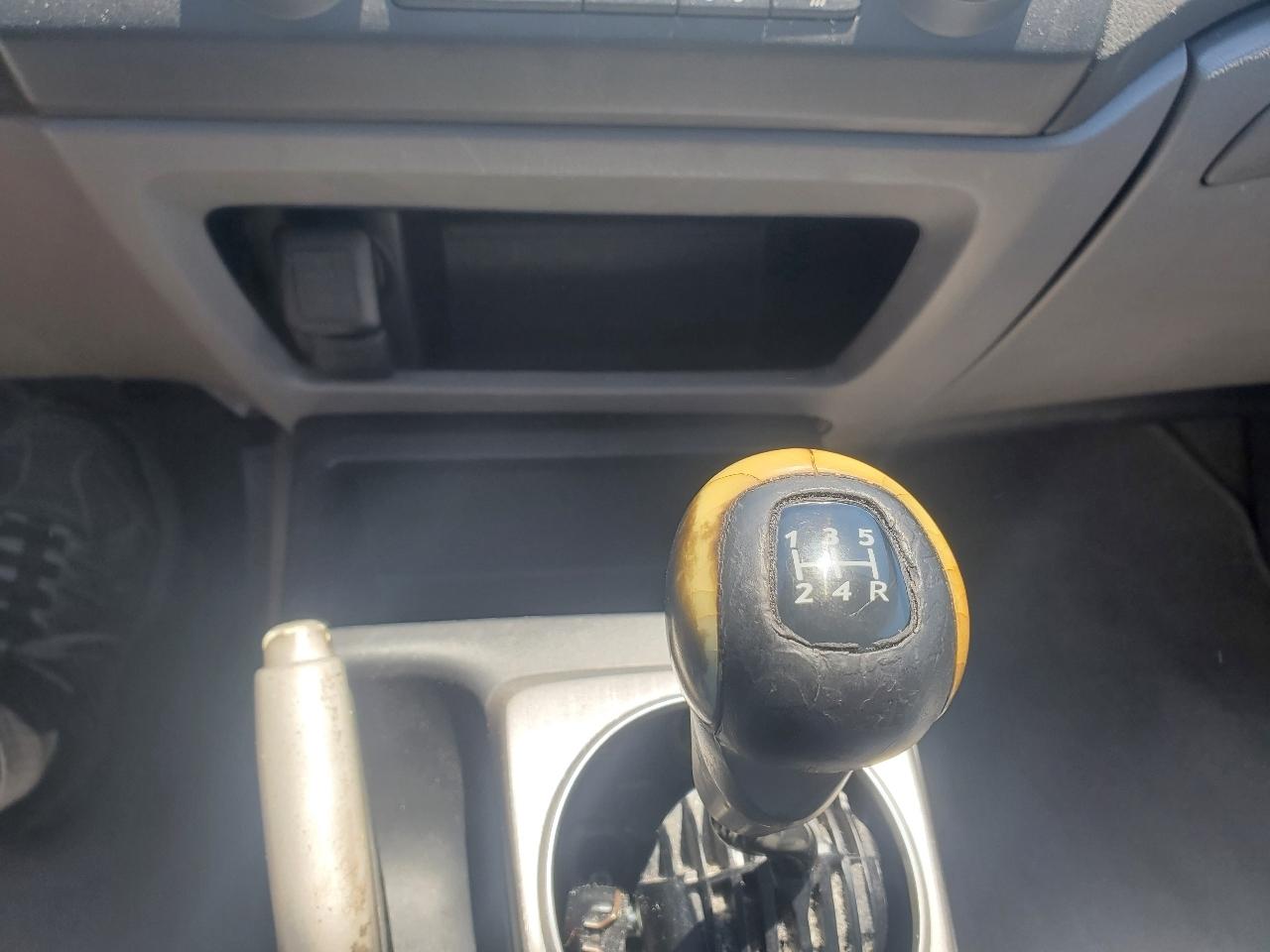Honda Civic LX coupe 2006