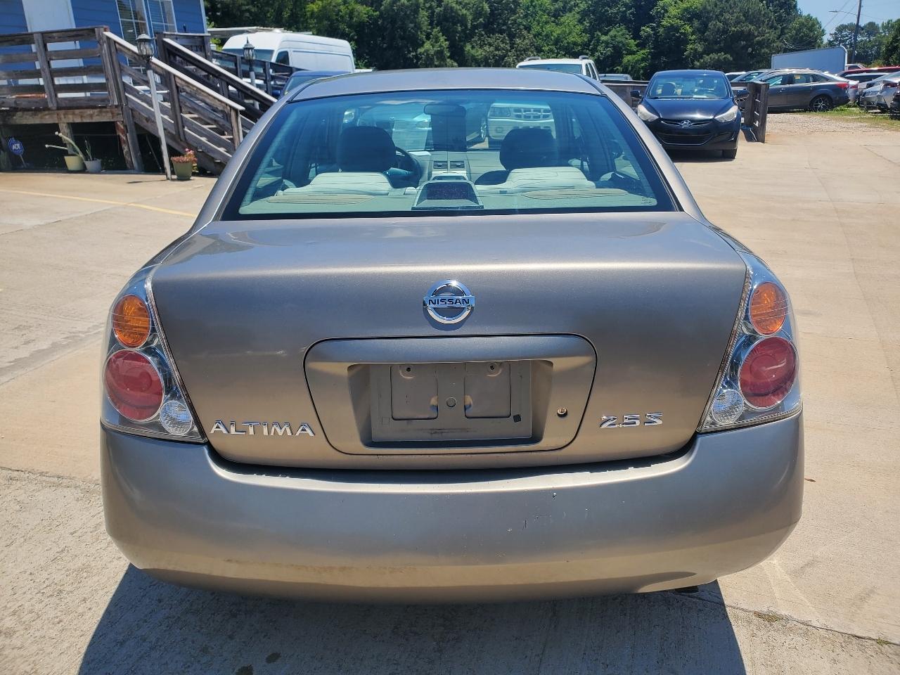Nissan Altima 2.5 2004
