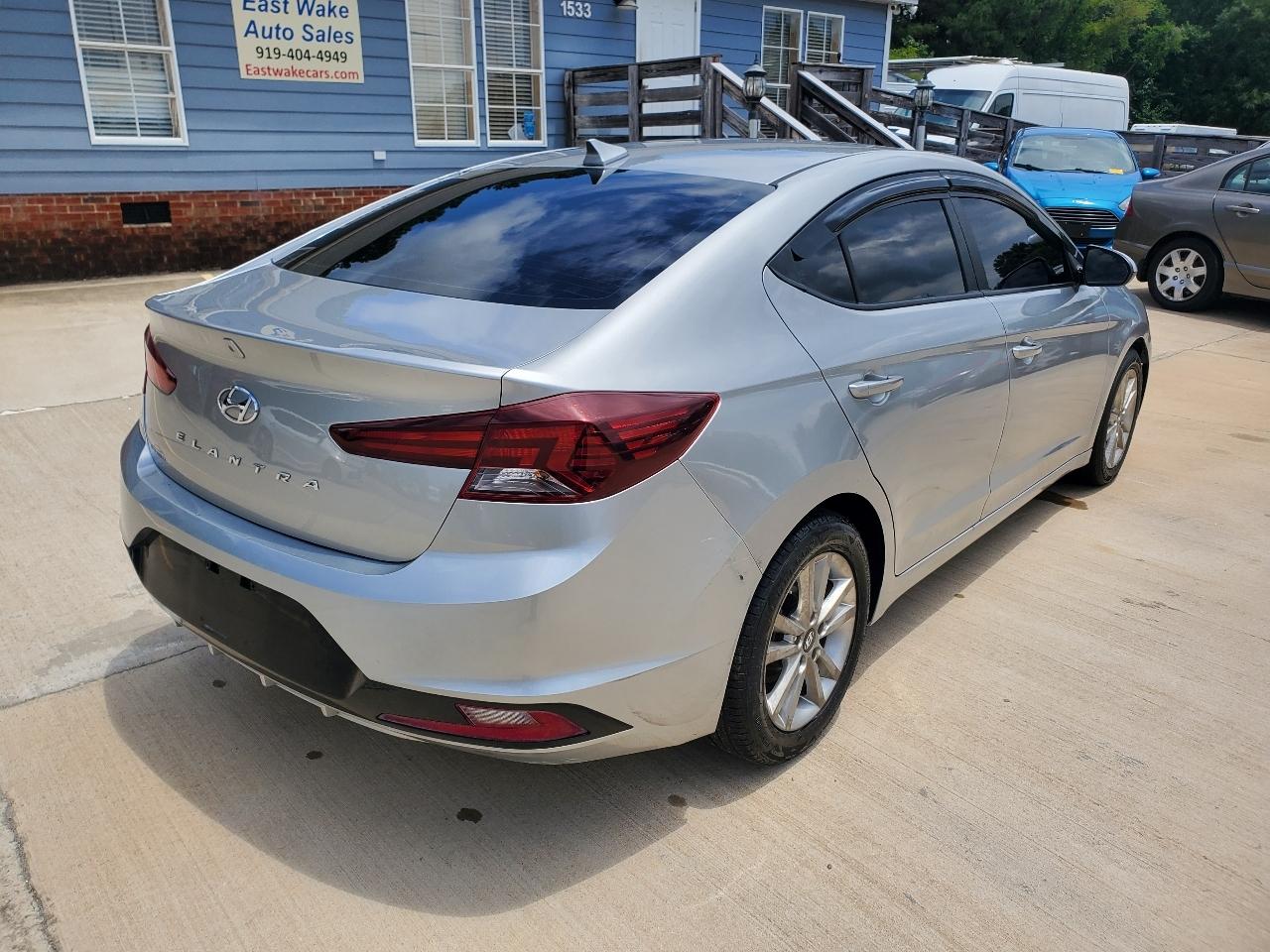 Hyundai Elantra Limited 2020