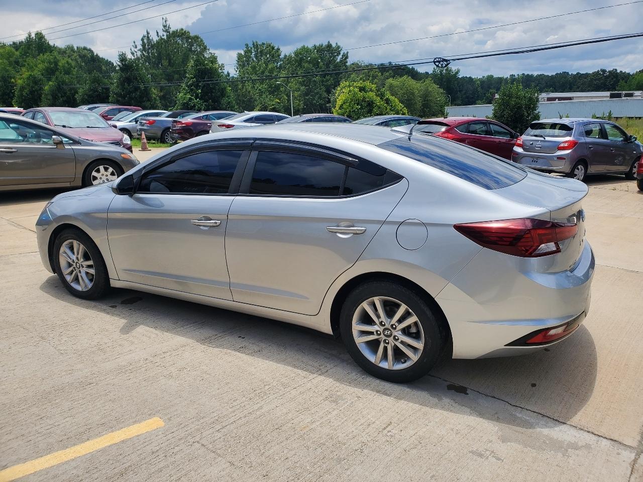 Hyundai Elantra Limited 2020