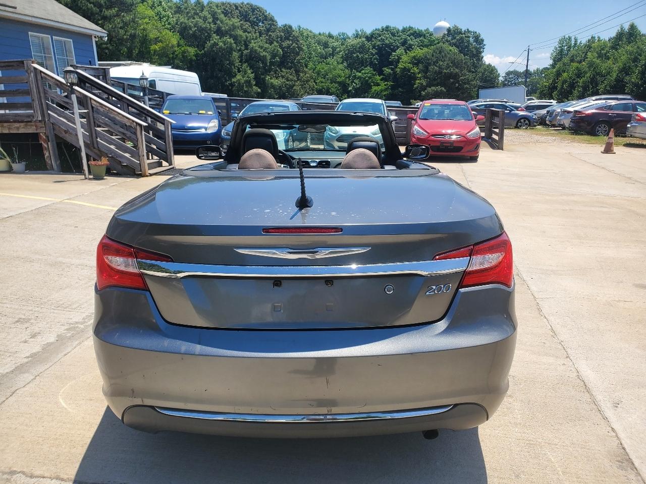 Chrysler 200 Touring Convertible 2012
