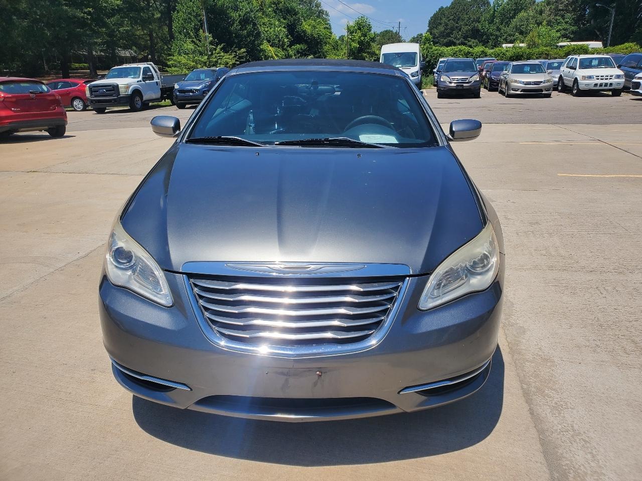 Chrysler 200 Touring Convertible 2012