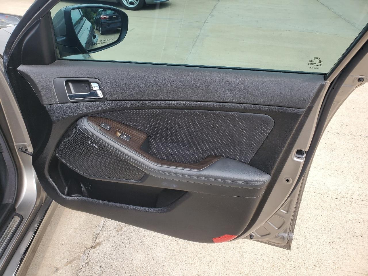 Kia Optima 4dr Sdn SXL Turbo 2013