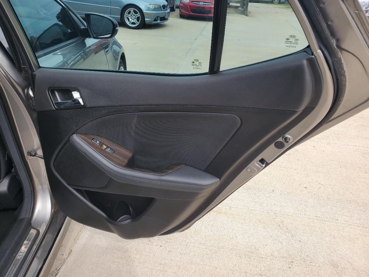Kia Optima 4dr Sdn SXL Turbo 2013