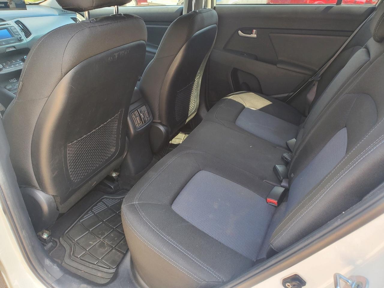 Kia Sportage LX FWD 2015