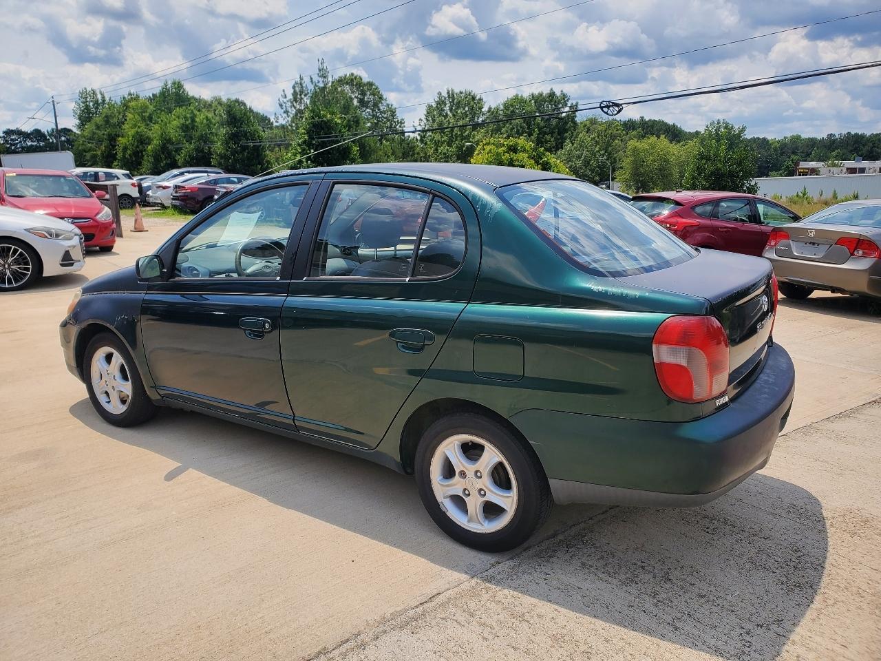 Toyota ECHO 4-Door Sedan 2002