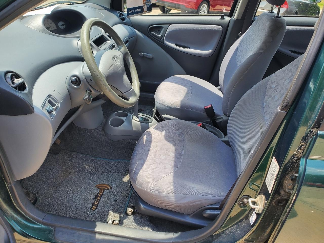 Toyota ECHO 4-Door Sedan 2002